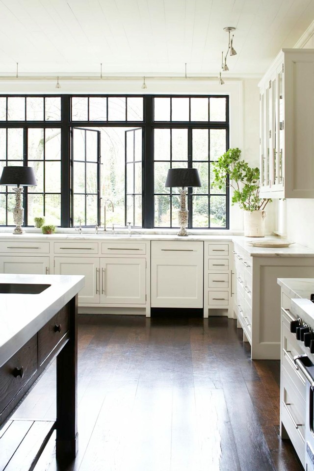 blackwindowswhitekitchen_thumb